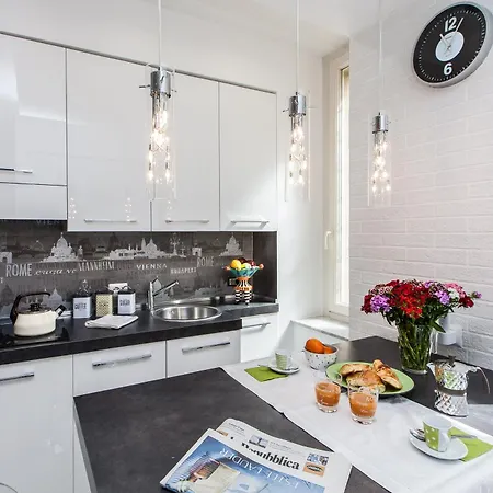 Apartment Attrezzato Ed Elegante Al Colosseo *